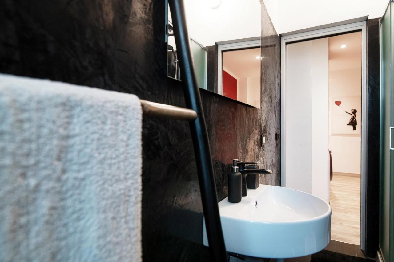 Apartment A Step From Lake Como Bagian luar foto